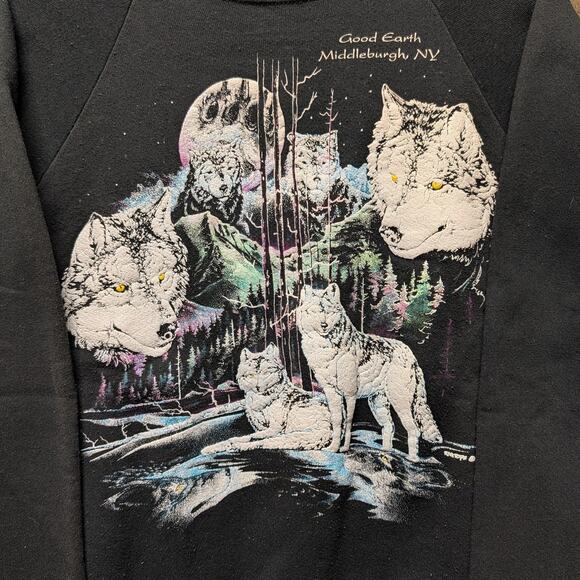 80s / 90s Good Earth Wolf Middleburgh NY Crewneck Sweatshirt - Picture 3 of 7